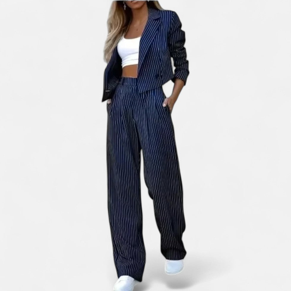 Gestreiftes Zweiteiler Set mit Blazer und Hose