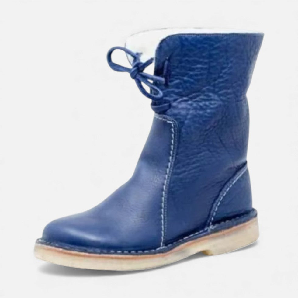 Lined women's boots with lacing and cuff