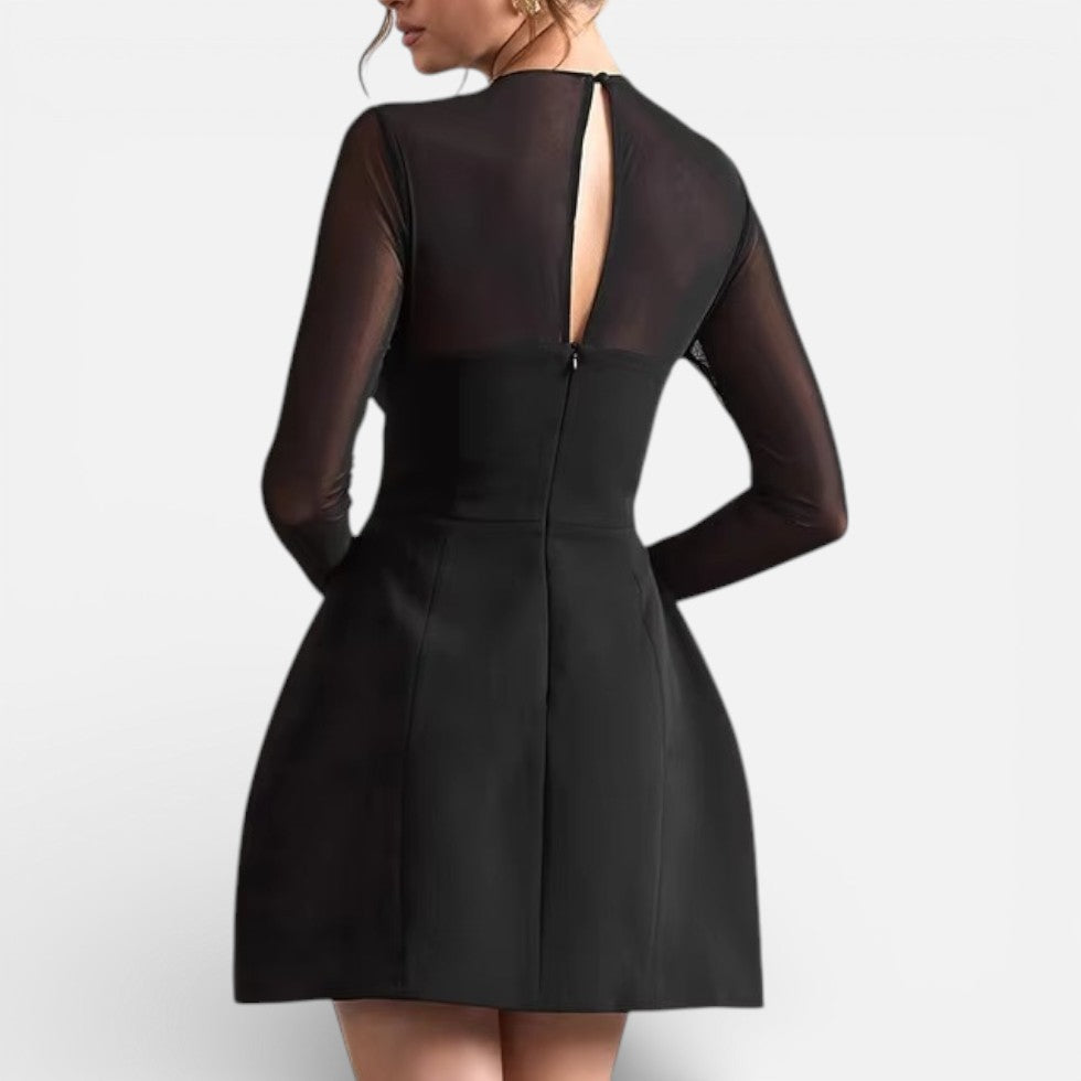 Damen Minikleid mit transparenten Ärmeln und Rundhalsausschnitt