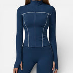 Women's sports jacket with long sleeves and zipper