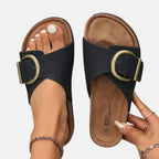 Flat sandals with large buckle for women