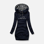 Kapuzenkleid mit Herzlinie Print