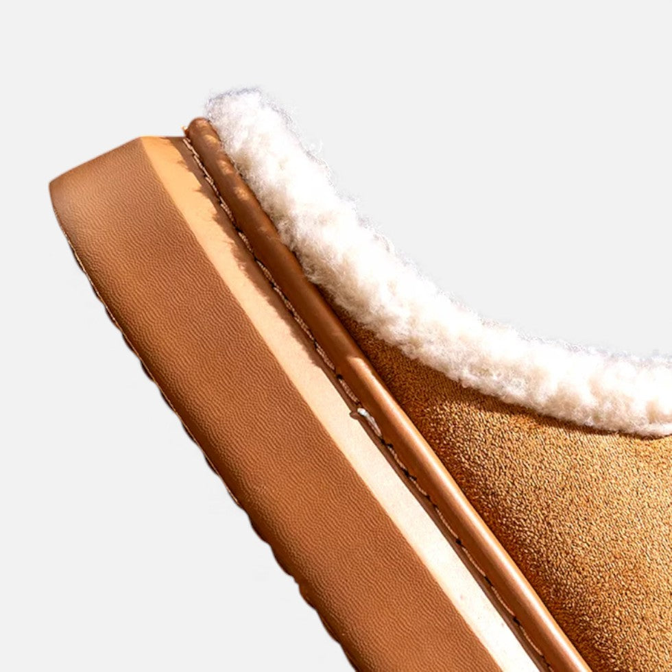 Gefütterte Hausschuhe mit Warmfutter