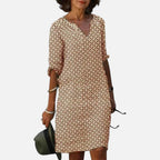 Gemustertes Freizeitkleid mit V-Ausschnitt und Knopfleiste