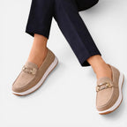 Dame-loafers/mokkasiner med pynte-detalje og flad sål