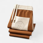 Tracksuit with stand-up collar and zipper