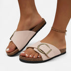 Flat sandals with large buckle for women