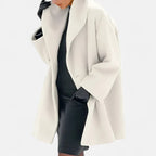 Eleganter Oversize Mantel mit weitem Kragen