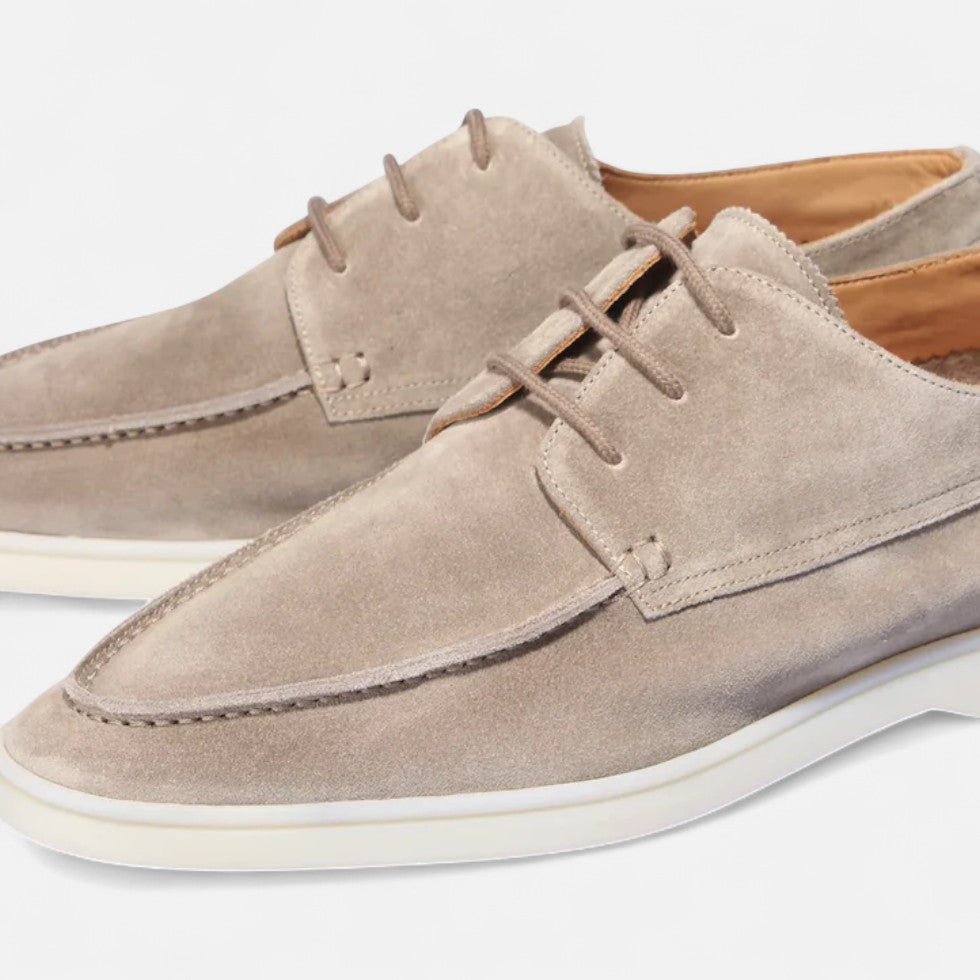 Wildleder Schnürschuhe mit Kontrastsohle