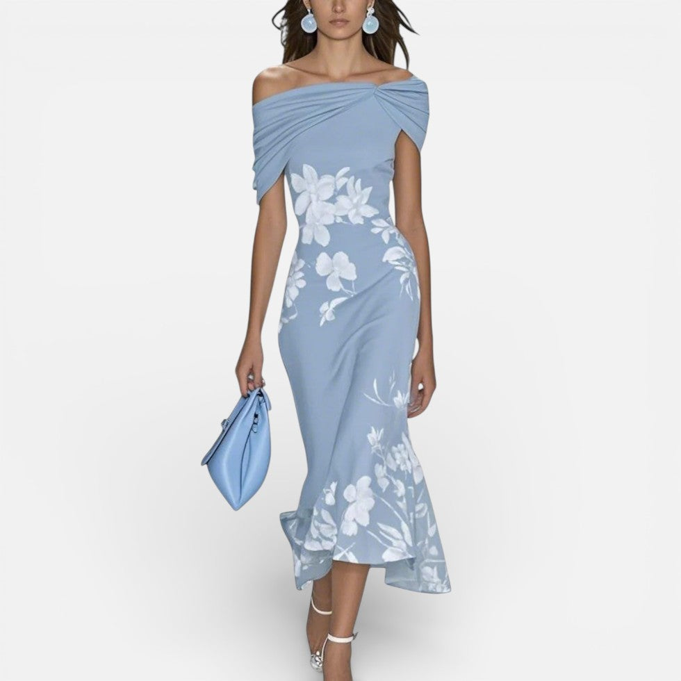 Grøn midikjole med blomstermønster og off-shoulder-udskæring