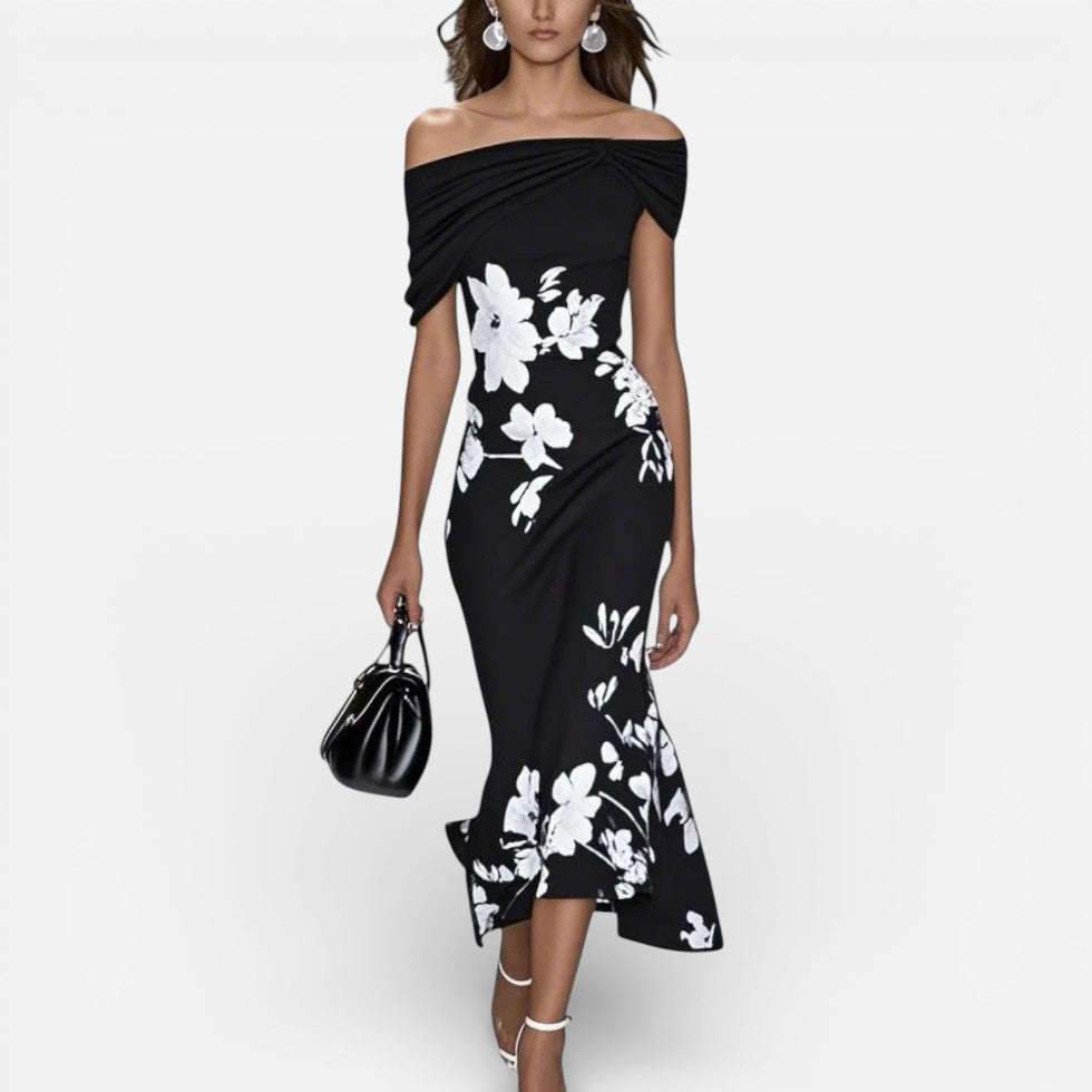 Grøn midikjole med blomstermønster og off-shoulder-udskæring