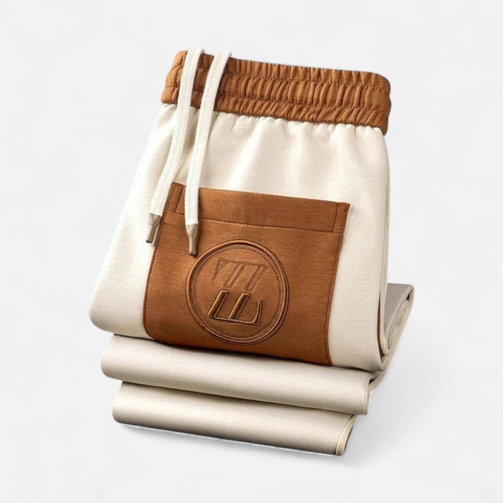 Tracksuit with stand-up collar and zipper