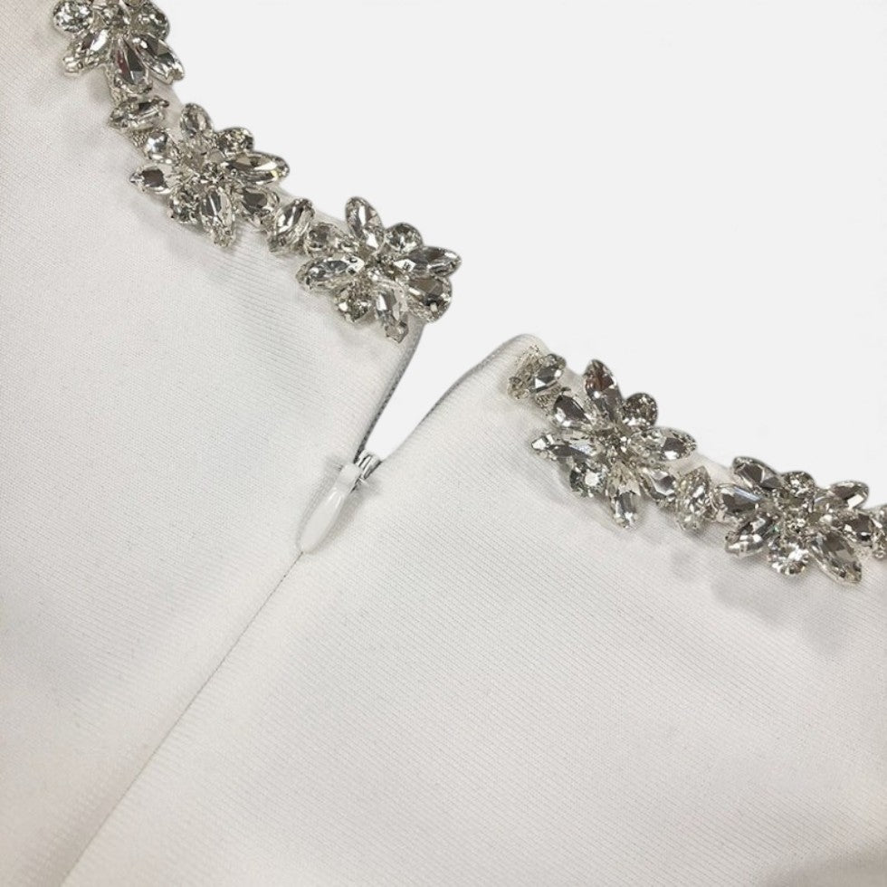 Samt Minikleid mit Ziersteinbesatz