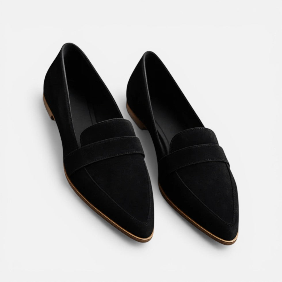 Loafers til damer med spids form og flad hæl