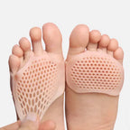 Women's strappy shoes with flat heel