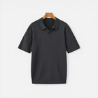 Herre strikket poloshirt med ribbet mønster