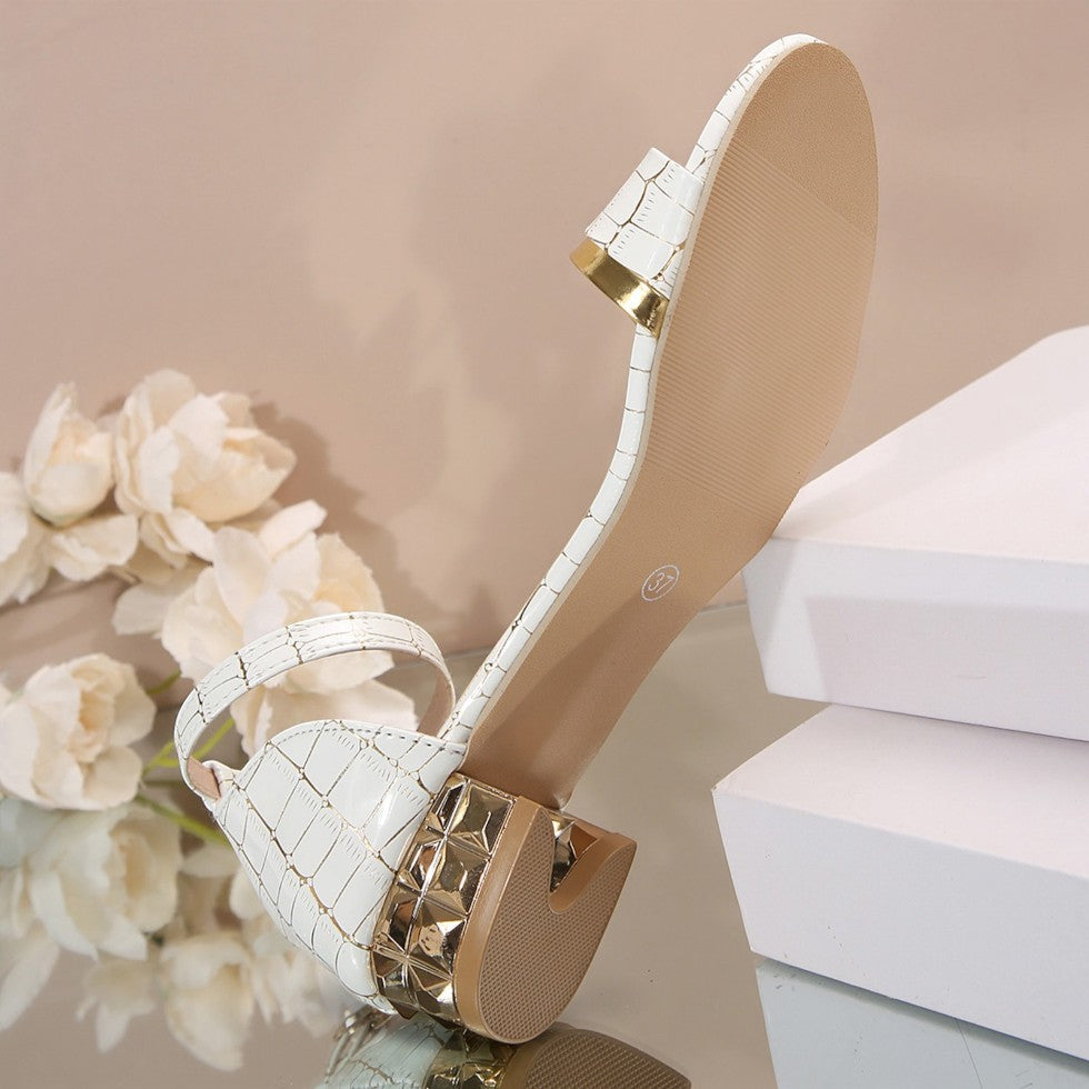 Women's sandals with shiny detail and ankle strap