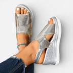 Kilesandaler til kvinder med remme