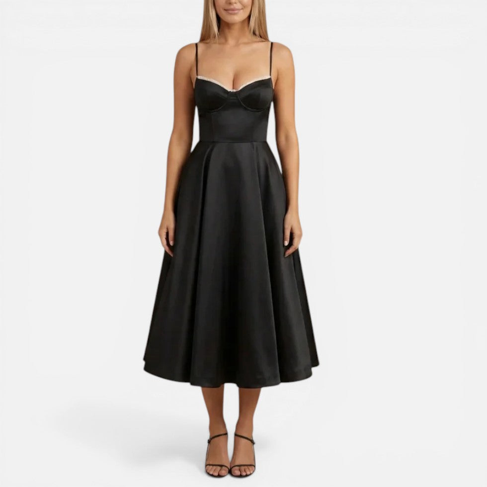 Midikleid mit Trägern und ausgestelltem Rock