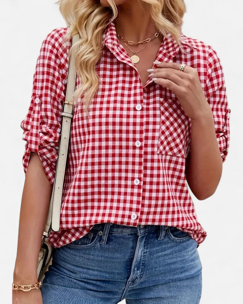 Kariertes Hemd mit Brusttasche und Knopfleiste