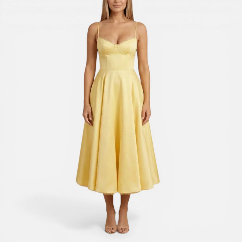 Midikleid mit Trägern und ausgestelltem Rock
