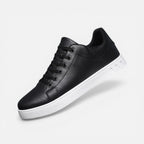 Herresneakers med snørebånd og glat overflade