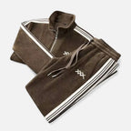 Herren Trainingsanzug mit Streifendetail