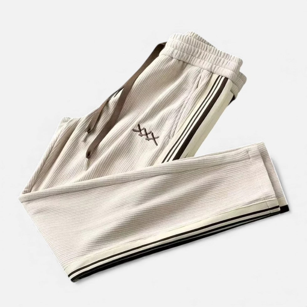 Herren Trainingsanzug mit Streifendetail