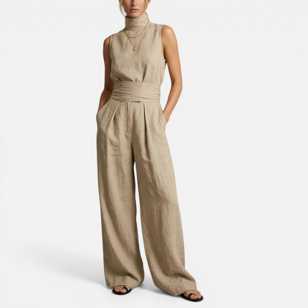 Ærmeløs jumpsuit med vide ben og høj krave