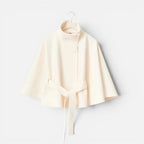 Cape Jacke mit Bindegürtel und Stehkragen