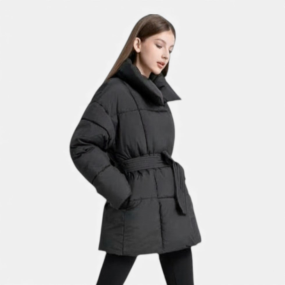 Wattierte Damenjacke mit Bindegürtel