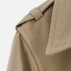 Kurze Trenchjacke mit Doppelknopfleiste