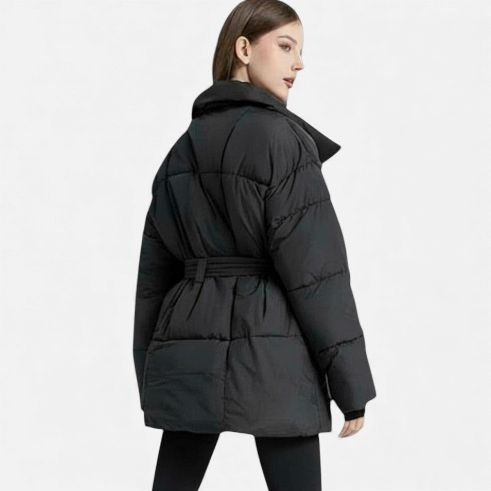 Wattierte Damenjacke mit Bindegürtel