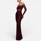 Lang gallakjole med off-shoulder-snit og transparent overdel