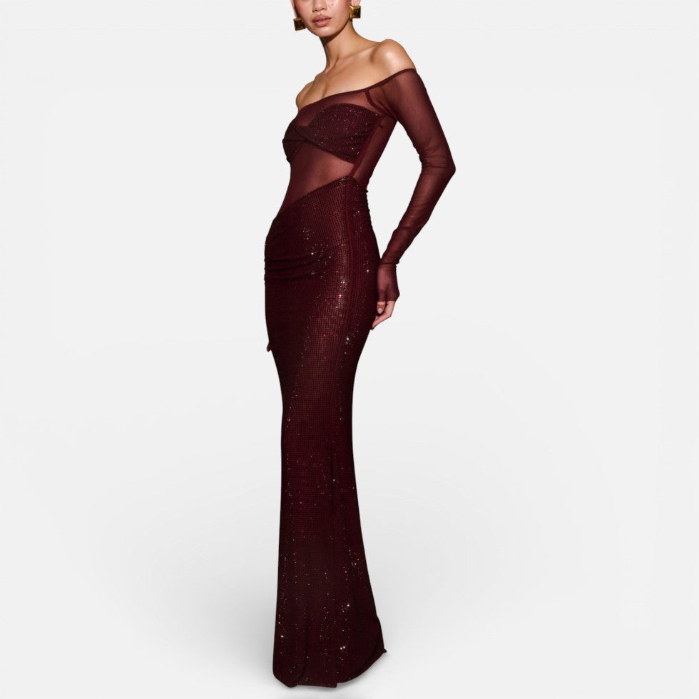 Lang gallakjole med off-shoulder-snit og transparent overdel