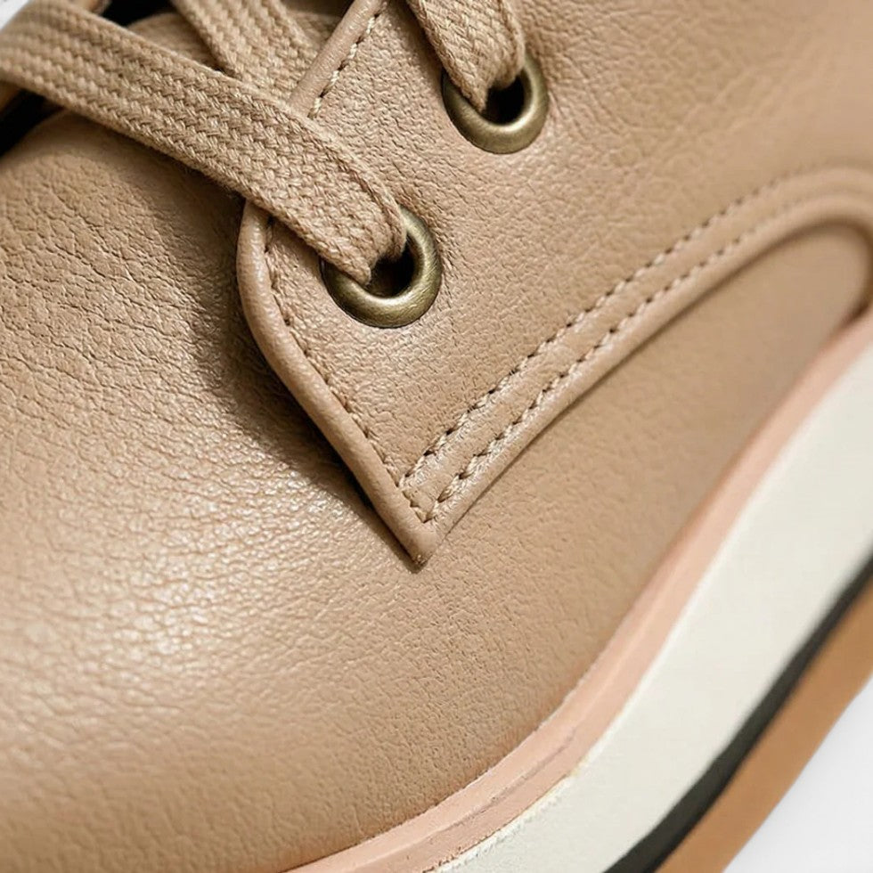 Damen Sneaker mit Plateau Sohle und Schnürung