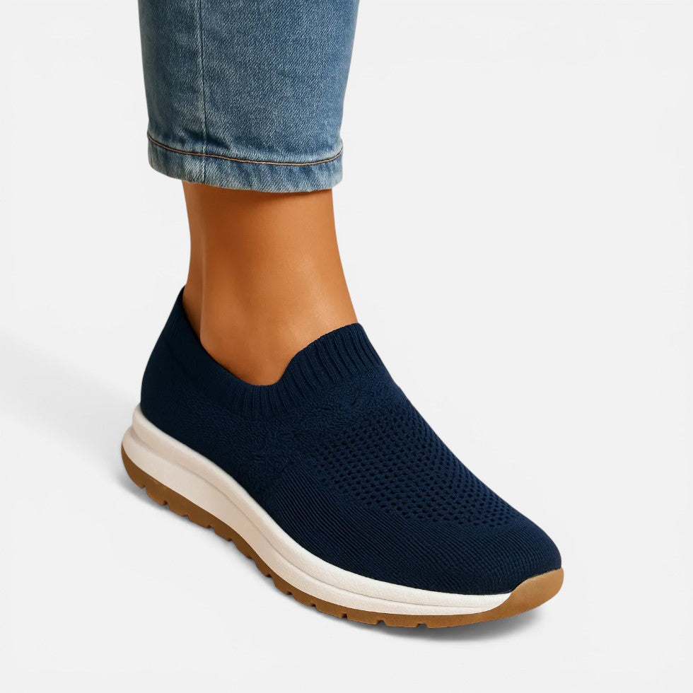 Slip on-sneakers til damer i åndbart strikmateriale