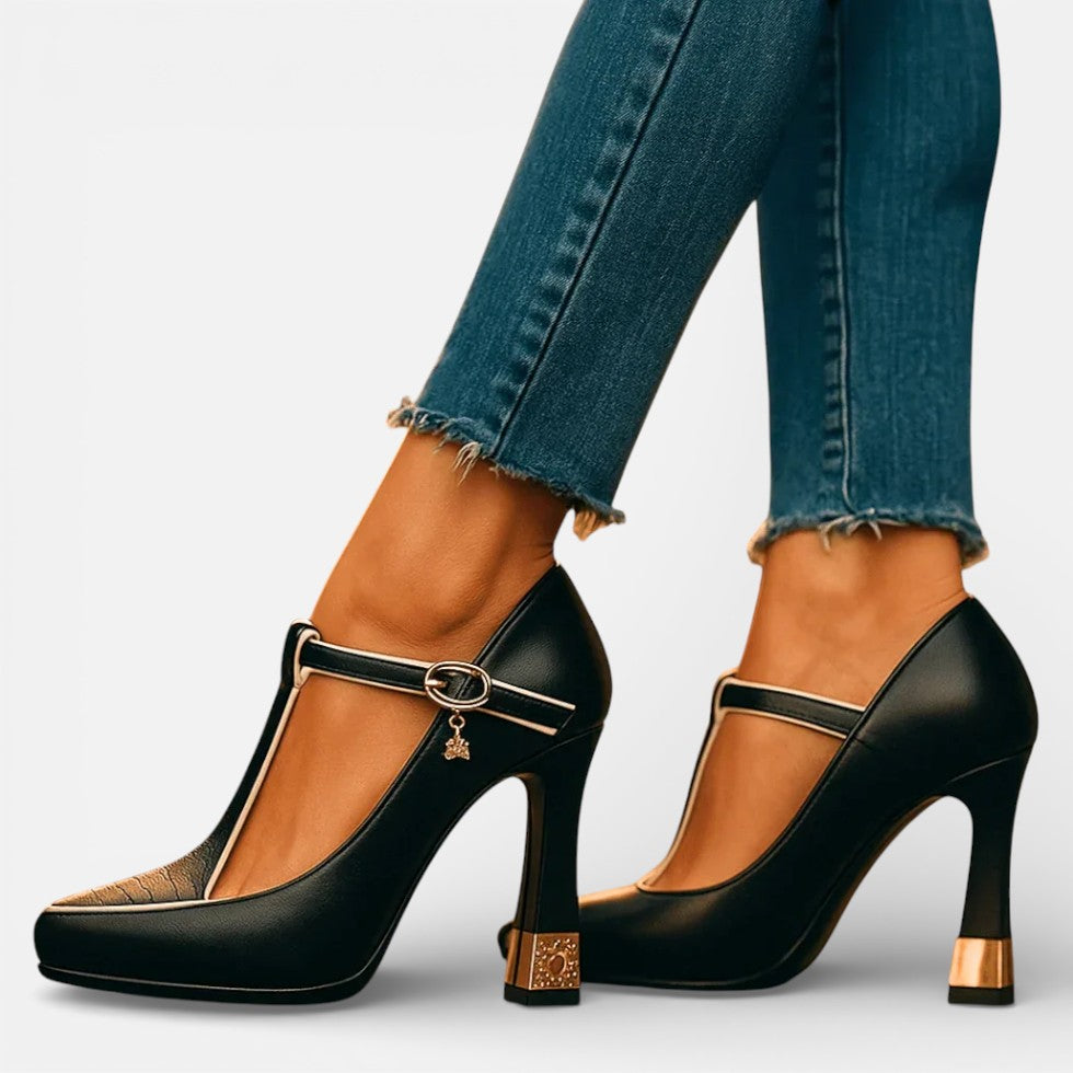 Women's pumps with strap and block heel