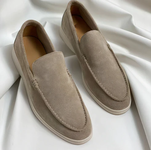 Suede slippers with rubber sole