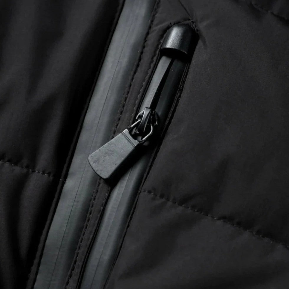 Taillierte Damen Steppjacke mit Kapuze