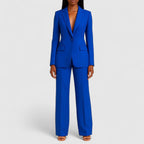 Eleganter Hosenanzug mit tailliertem Blazer