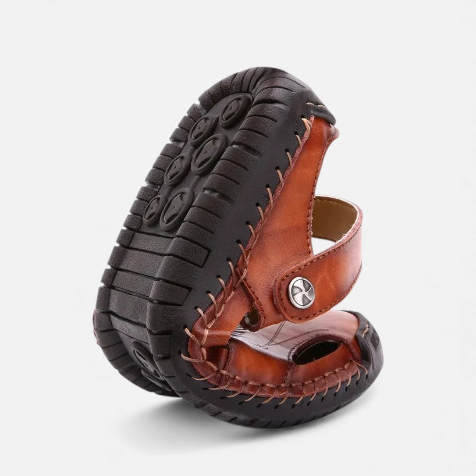 Herren Clogs mit Riemen und offenen Einsätzen