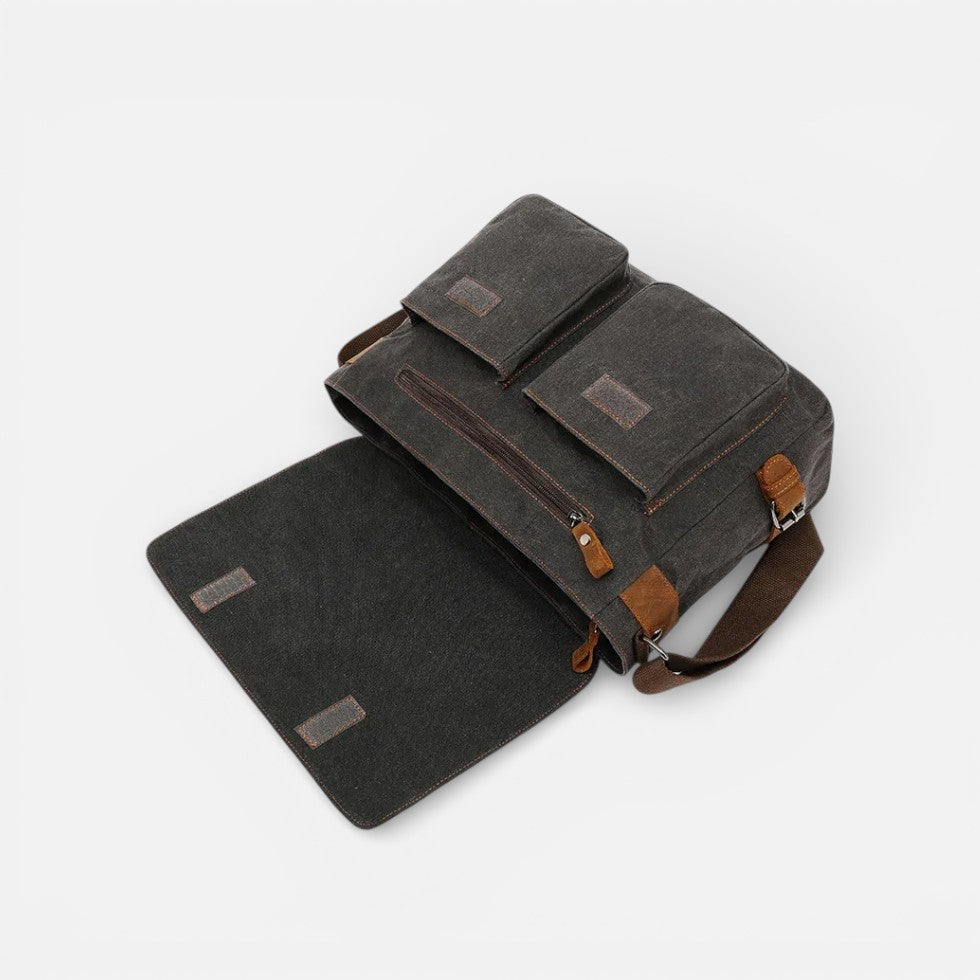 Umhängetasche mit Überschlag und Laptopfach