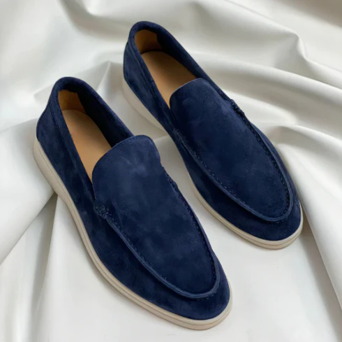 Suede slippers with rubber sole