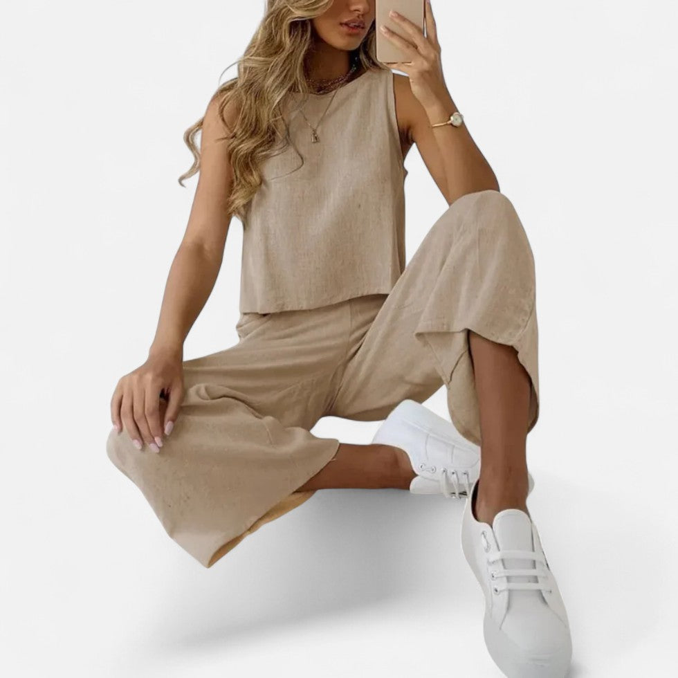 Two-piece linen set with sleeveless top
