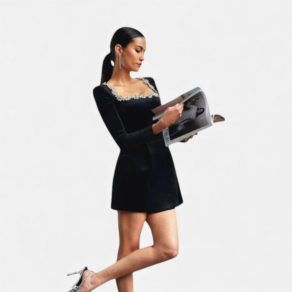 Samt Minikleid mit Ziersteinbesatz